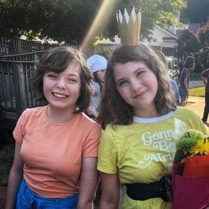 Meet your Posher, Eva